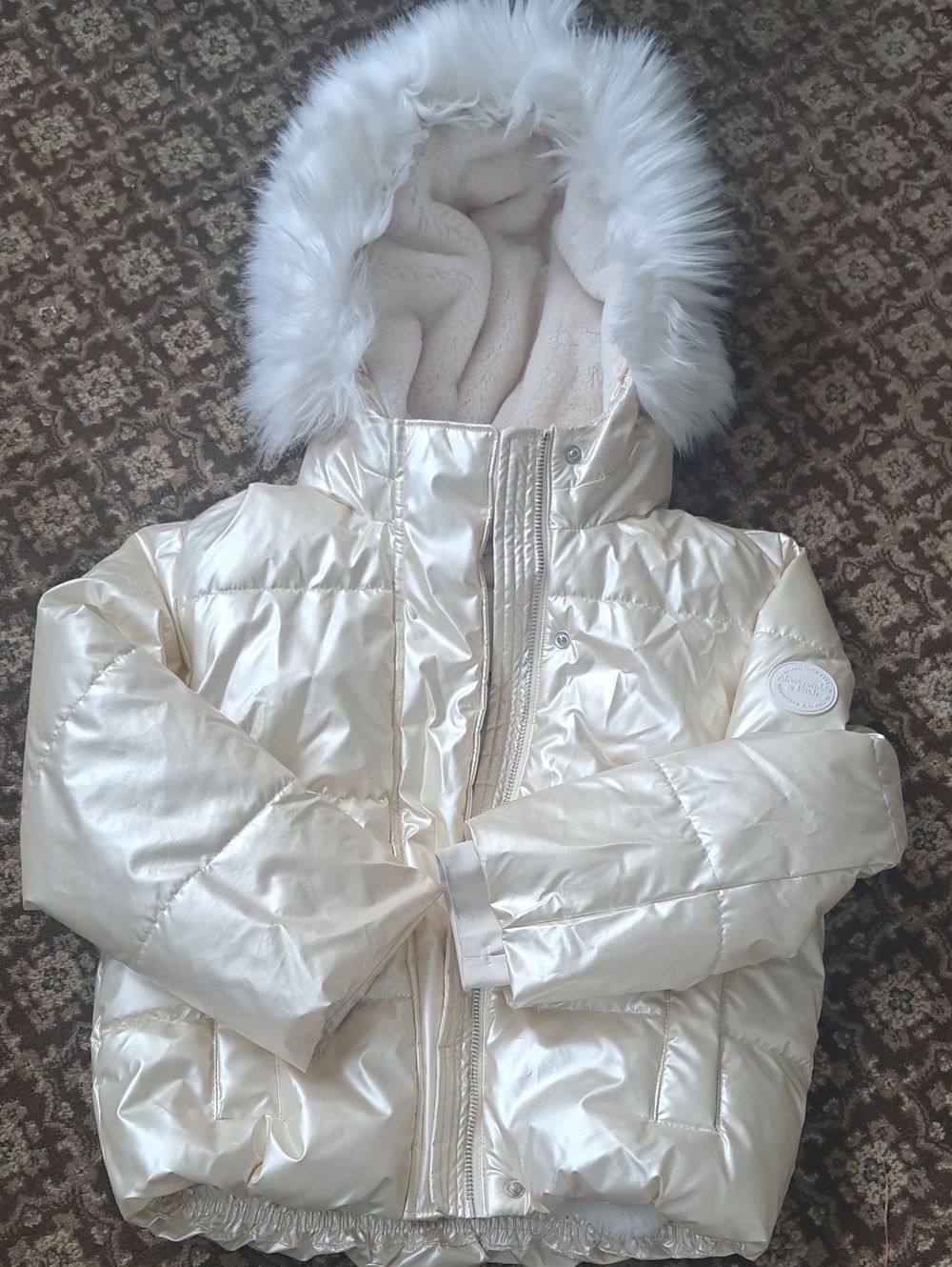 Abercrombie & Fitch Kids Pearl Cream Puffer Jacket with Faux-Fur Hood